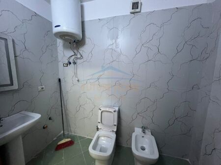 Shitet, Apartament 2+1+2, Nenkalimi i Kodres se Diellit, Tiranë.
