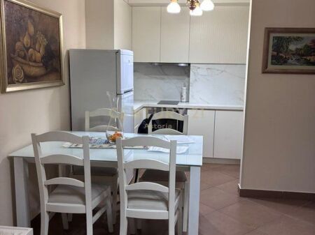 Affittasi 1+1 con balcone a Don Bosko