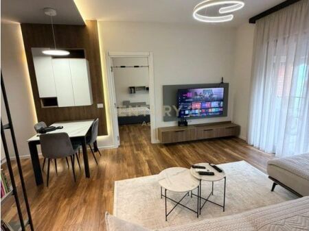 🏡 Apartament Modern për Shitje në Myslym Shyri – Vendndodhje Premium në Zemër të Tiranës
