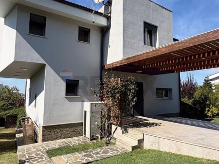 Vilë - Për Qira - Long Hill Rezidencë, Tiranë(ID: 530261059-420)