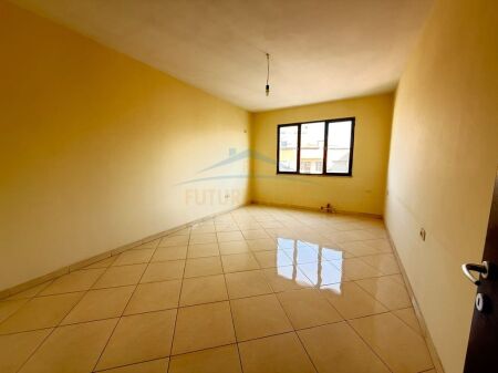 Qera , Apartament 2+1+2 , Unaza e re , Tirane