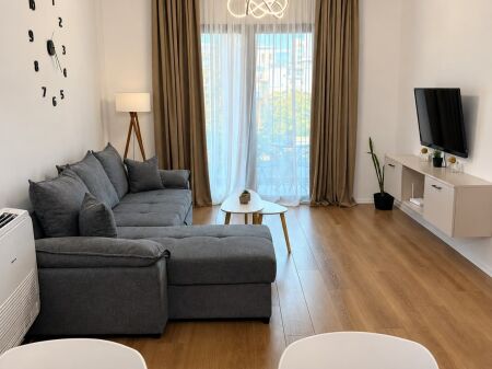 ME QERA: 1+1📍Galeria Roma (Rezidence Luksoze✨️ Rr. E Kavajes ) || 85,000 Leke/Muaj - Pallat V.2025 - KT.4 - SP.90m² || E Pa Banuar 100% E Re
