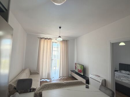 Jepet me qera apartament 1+1 – Univers City