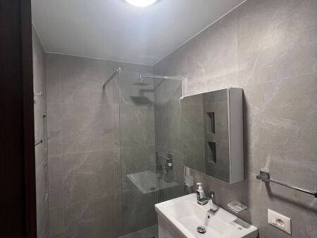 Apartament 2+1+2+Parkim, Komuna e Parisit