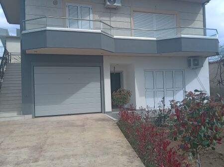  SHTËPI PRIVATE ME QIRA – 24 MAJI, VLORË 