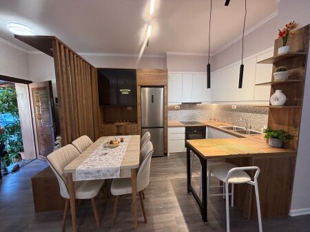 APARTAMENT ME QIRA – PAS LAKE VIEW