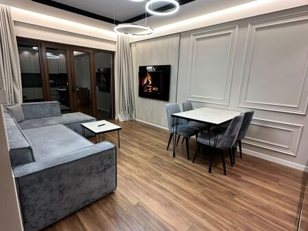 Apartment 1+1 for sale at Komuna e Parisit
