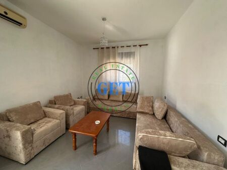 ◆ Jepet me Qira Kati i 2 i nje shtepie private, Qender, Durres