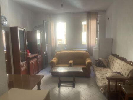 Qera | Apartament 1 + 1 | Pallati me Shigjeta | 350 €/muaj