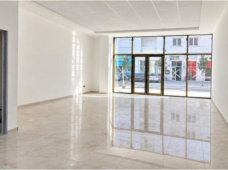 🏢 FOR RENT – SERVICE UNIT 111 m² | PASKUQAN 📍 On the main road, very close to the Great Ring Road 1,500 € /Month 144,000 Lek /Month