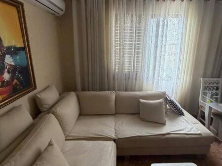 Apartment 2+1 for rent in Porcelan, Kinostudio! 600 leke!