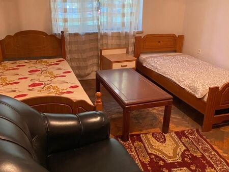 Apartment 2+1 for rent – Vasil Shanto, by the roadside !