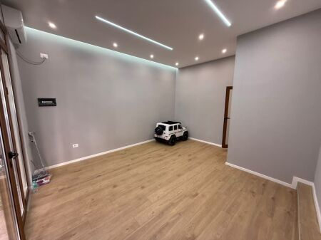  BUSINESS Premises FOR RENT  Near the Road “Kongresi i Manastirit” 