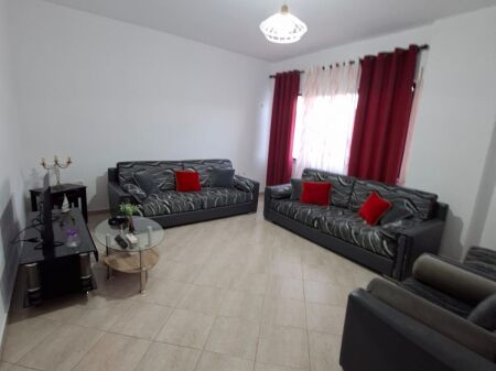Jepet me qira 1+1 Kodra e Diellit Rr.Bill Klinton 50.000 leke