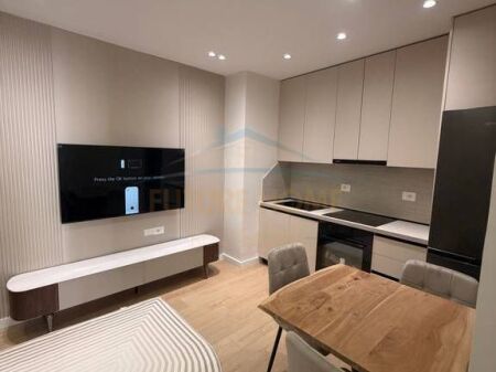 For sale, Apartment 1+1, Barricade Street, Tirana 155,000 €