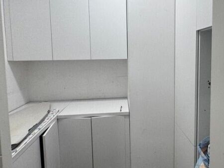 🏡 JEPET ME QIRA APARTAMENT 3+1 + POST PARKIMI | PRANË STADIUMIT DINAMO