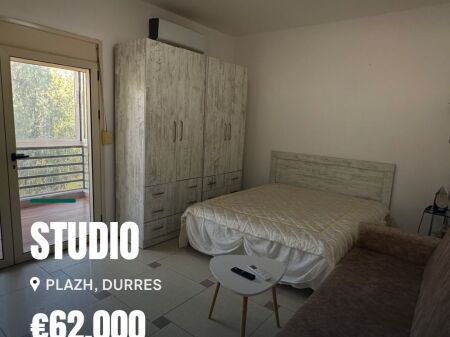 Monolocale in vendita 35,2m2 nel certificato, 40m2 totali.