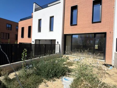 🏘️Villa in vendita con cortile & parcheggio a Piccadilly Residence, TEG🔥