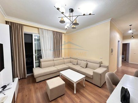 Affitto, Appartamento 2+1+2+ Posto auto, Via 5 Maji, Tirana