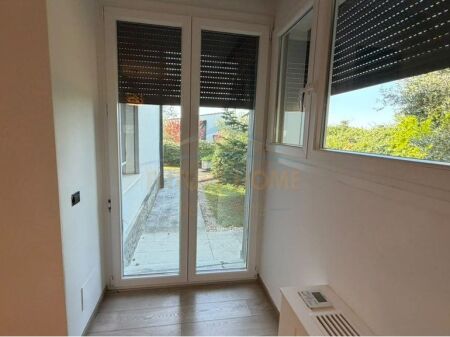 Qera, Vile 4+1+3, Long Hill Residence, Tirane
