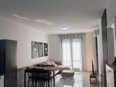 Apartament 1+1 me qira tek Pediatria