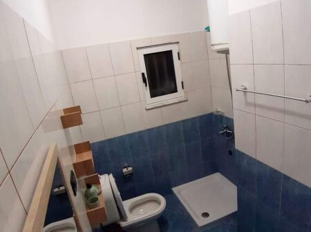 Casa in affitto vicino ai dormitori di ingegneria edile Zogu i Zi 21 anniversario di dicembre