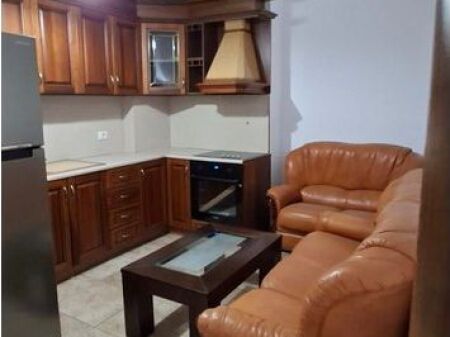RRUGA E DIBRËS, JAPIM ME QIRA APARTAMENT 1+1