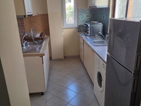 Qera | Vilë 2 + 1 | Fakulteti i Mjekësisë (Auditoret) | 500 €/muaj