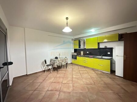Affitto, Appartamento 2+1, Via Myslym Shyri, Tirana .