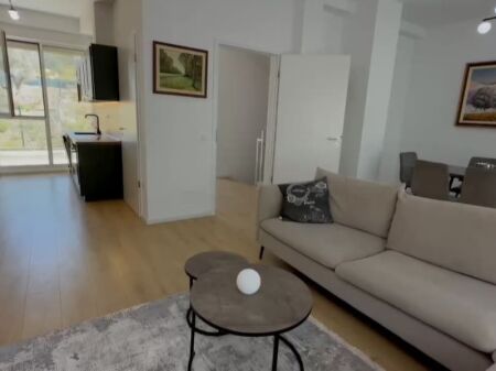 Jepet vile 2-kateshe me qira tek Aba Residence , Sauk ! 150.000 leke neto !