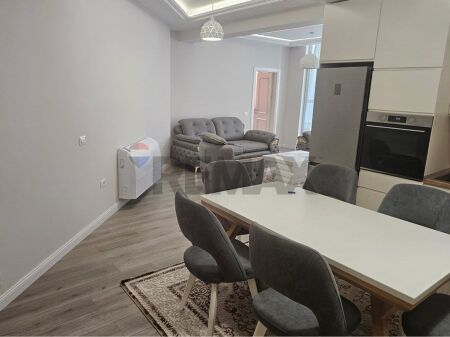 Apartment 3+1+2 for rent Kavaja Street