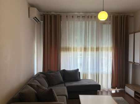 Jepet apartament 2+1+2+Garderobe me qira tek Kompleksi Fiori di Bosco , Rruga Don Bosko ! 900 mije leke !