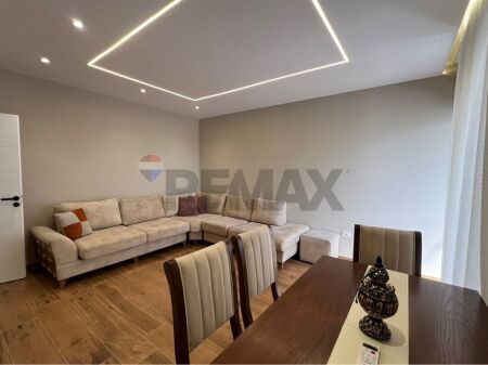 Apartament 3+1 me qira te Medrese, Rruga e Dibres