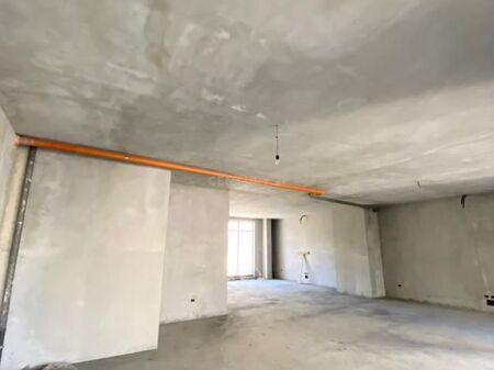 LOCALE COMMERCIALE IN AFFITTO – COMPLESSO RAFAELO, FRESK