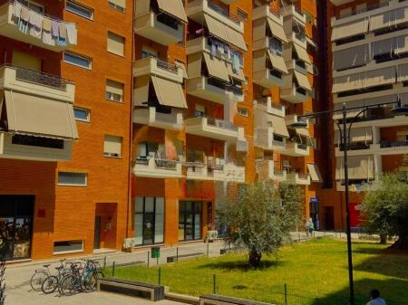 Shitet apartament 2+1 dupleks Golden Park 3, perballe spitalit amerikan 3