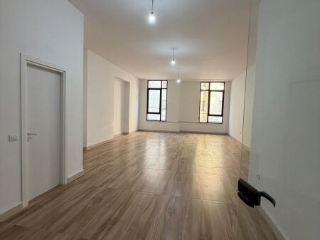 2 rooms are rented together at Donika Center, Mine Peza Street.