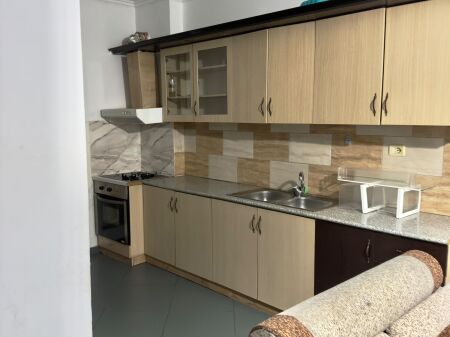 Apartament 2+1 në Yzberisht