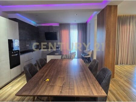 Apartment for rent 3+1+3 + a parking space near Delijorgji Complex
