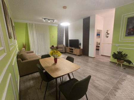 JEPET ME QIRA APARTAMENT 1+1 | PORTA E RE – SAUK