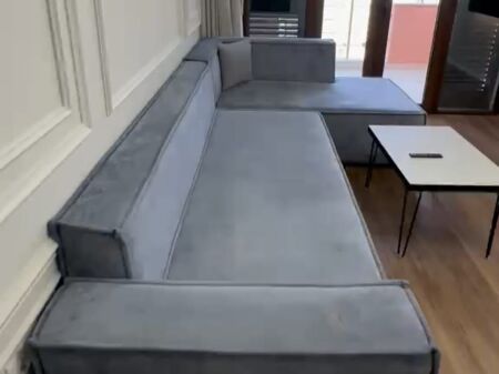 Apartment 1+1 for sale at the Paris Commune .
