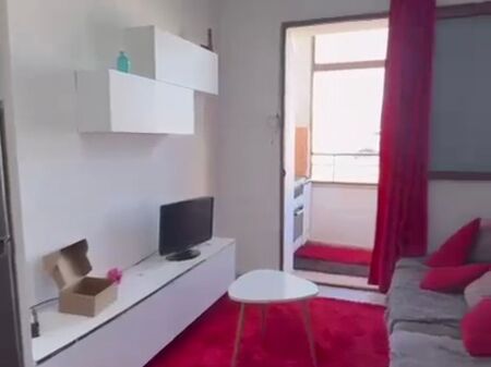 🏡 Jepet me qira apartament 1+1 Te Medreseja