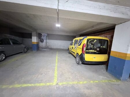 Shiten 2 poste parkimi te ish Parku