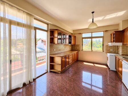 APPARTAMENTO 3+1+2 IN AFFITTO – GARDA VIA DORA DISTRIA