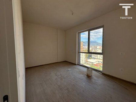 FOR SALE, APARTMENT 2+1+2, FORMER AVIATION FIELD, TIRANA
