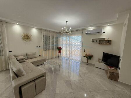 Qera, Apartament 3+1, Liqeni i Thatë