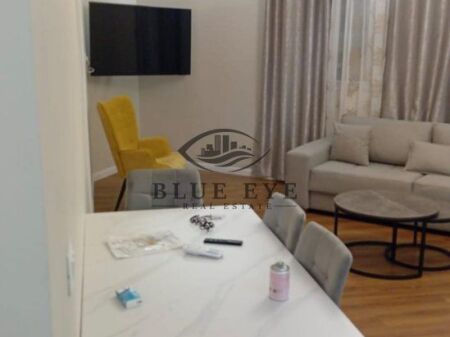 Jepet me Qira Apartament 1+1 në Golem – Hotel Flower
