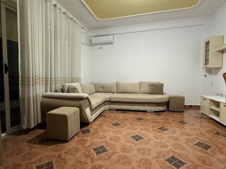 Apartament 2+1 per qira ne Fresk