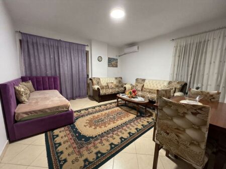 Shitet, Apartament 1+1, Yzberisht, Tiranë.