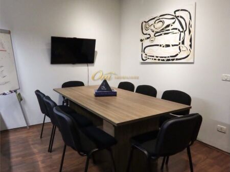 ISH EKSPOZITA AMBIENT ZYRE 120M2 PER QERA