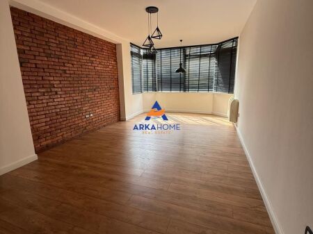 JEPET AMBIENT ME QIRA 112.2 M2 "KOMUNA PARISIT, RRUGA PROKOP MIMA" 1000 EURO